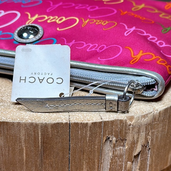 *NWT* *RARE* COACH Script Large Chubby Bag - Picture 4 of 10